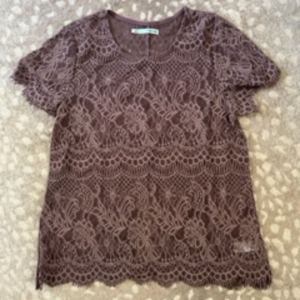 Lace top